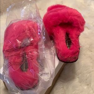 Plush faux fur Jessica Simpson Slippers